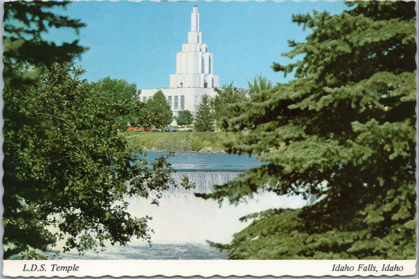 Idaho postcard -LDS Latter-day Saints Temple, Idaho Falls